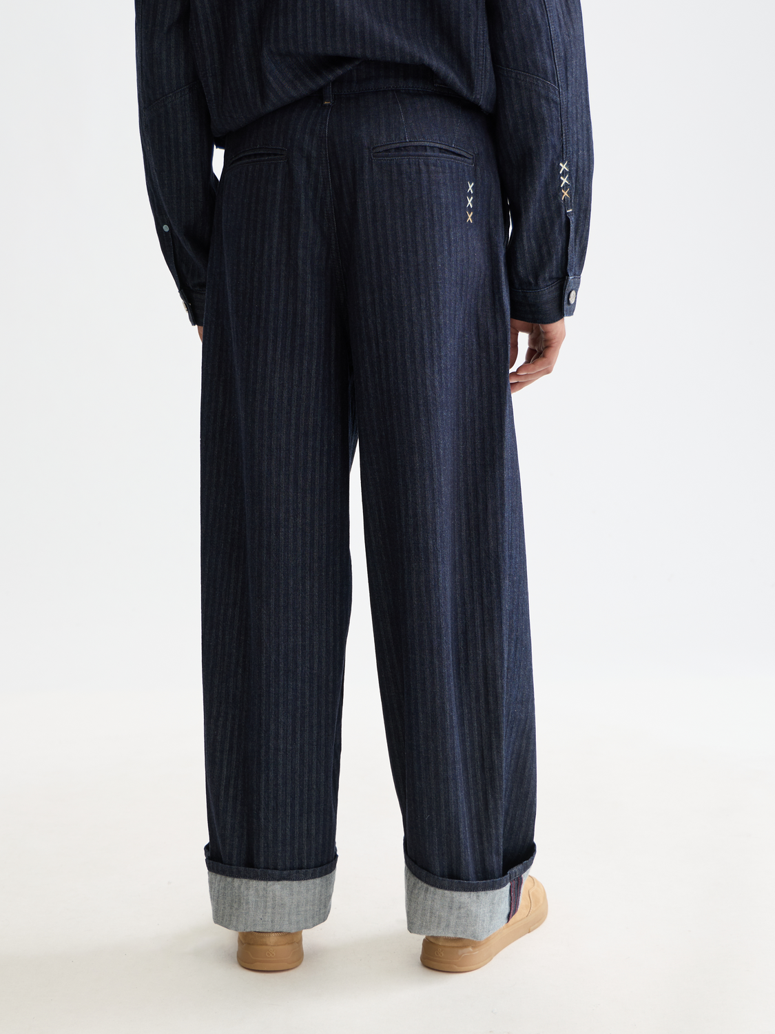 Seasonal loose fit denim chino