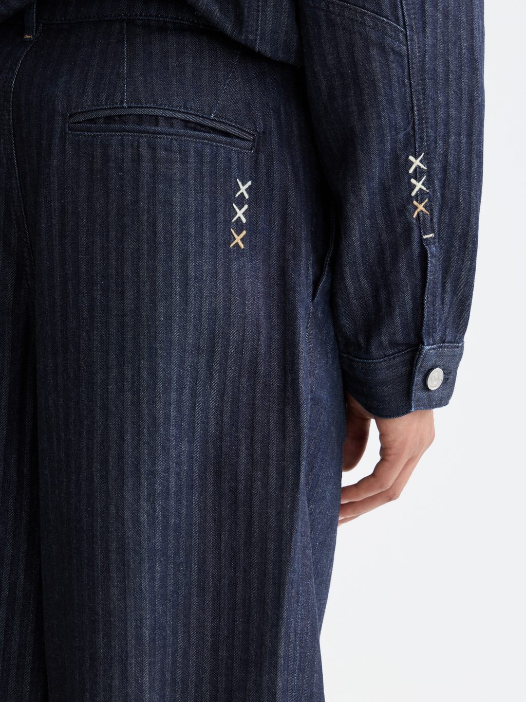 Seasonal loose fit denim chino