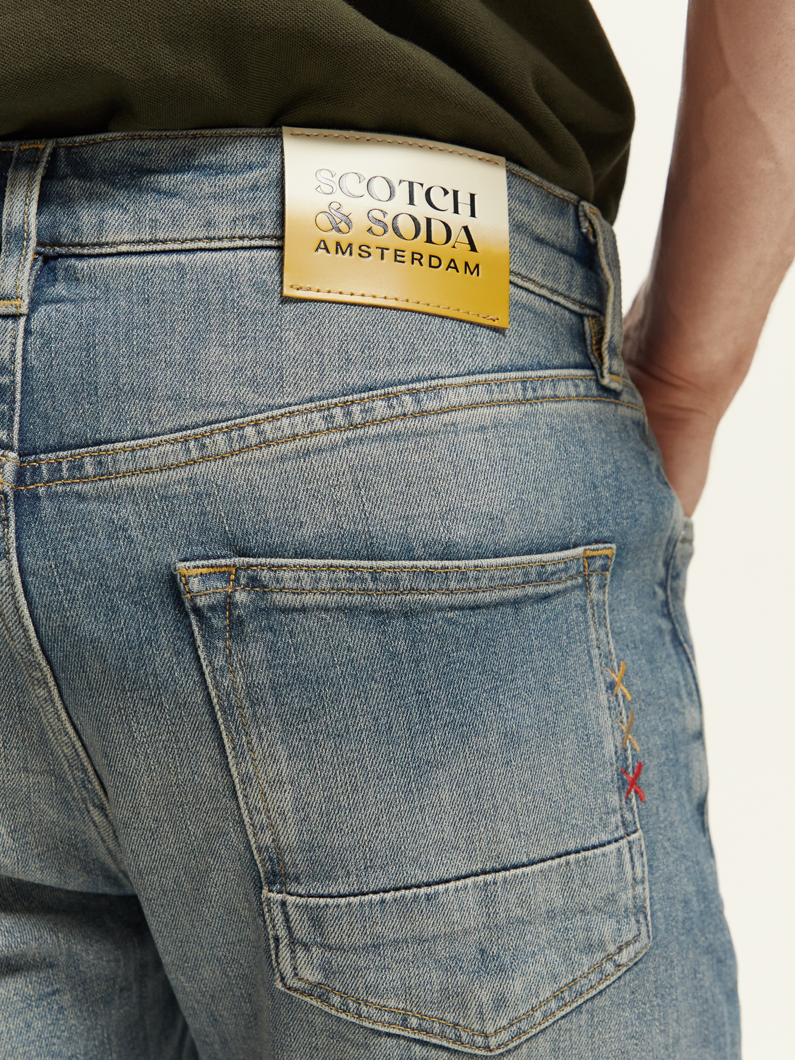 SEASONAL ESSENTIALS RALSTON SLIM JEANS - SCRAPE AND MOVE