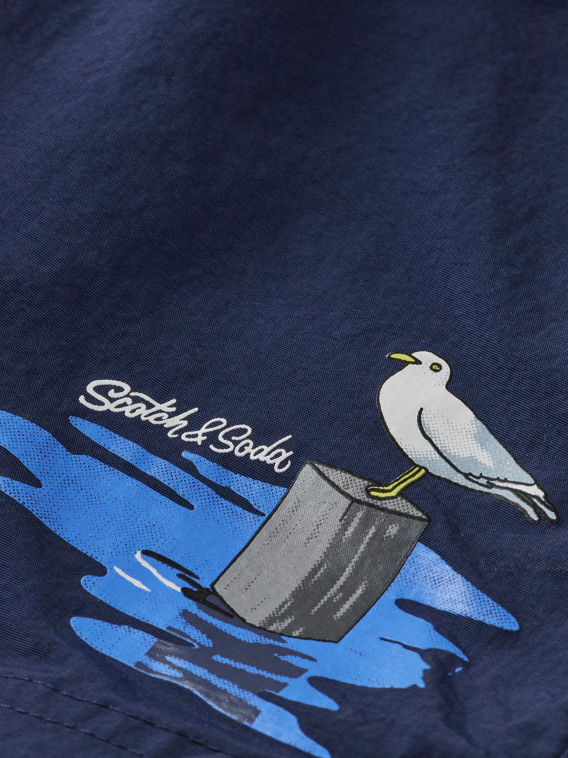 SHORT-LENGTH PLACED ARTWORK SWIMSHORTS