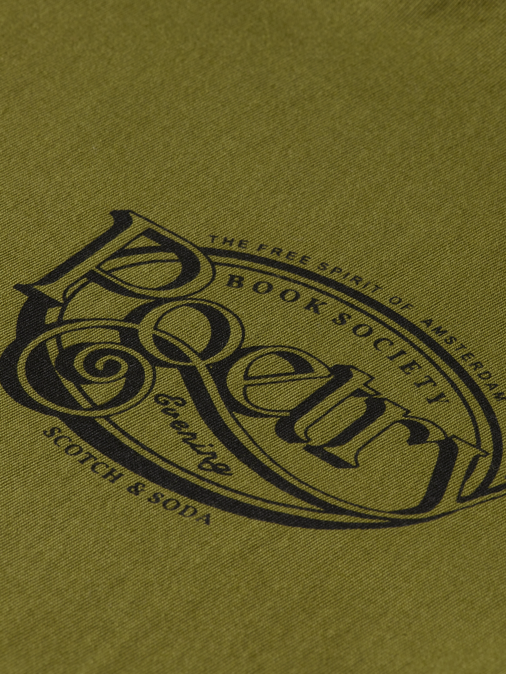 REGULAR FIT T-SHIRT WITH SMALL CHEST ARTWORK