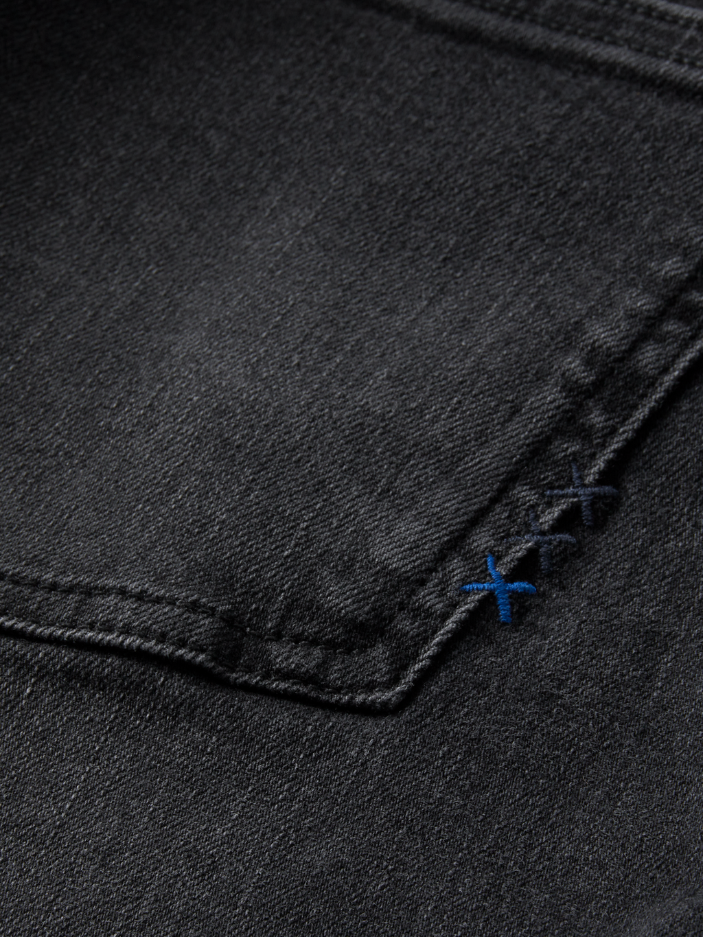 CORE THE SKY STRAIGHT JEANS -BLACK NIGHT