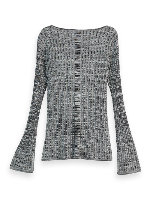 Ribbed knitted pullover