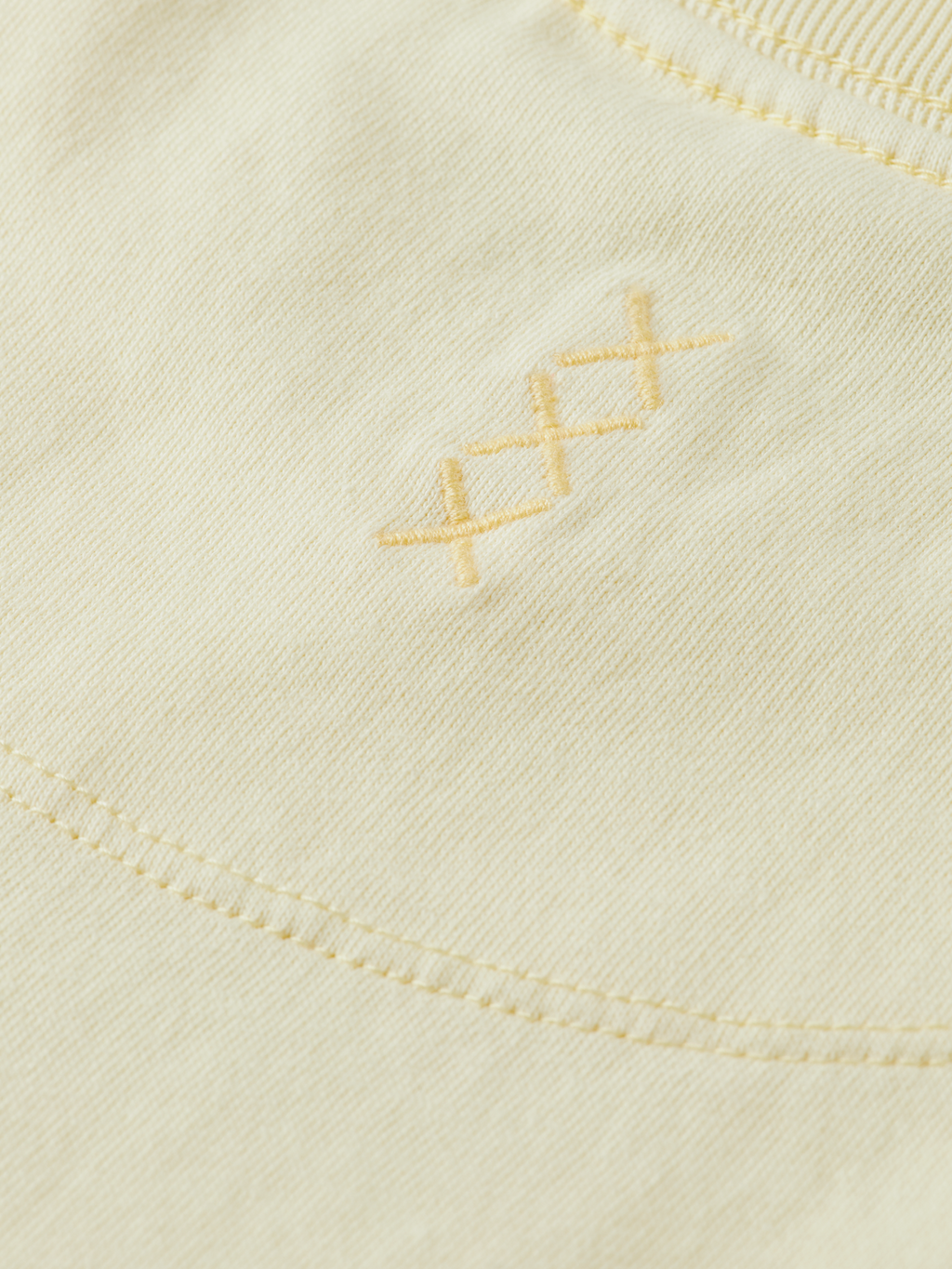 3 crosses garment dye t-shirt