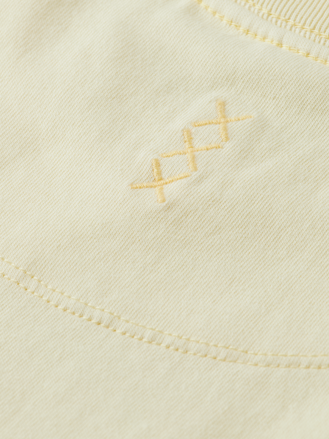 3 crosses garment dye t-shirt