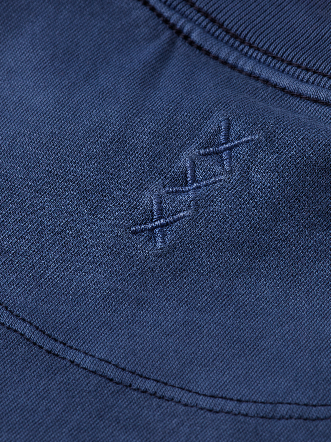 3 crosses garment dye t-shirt