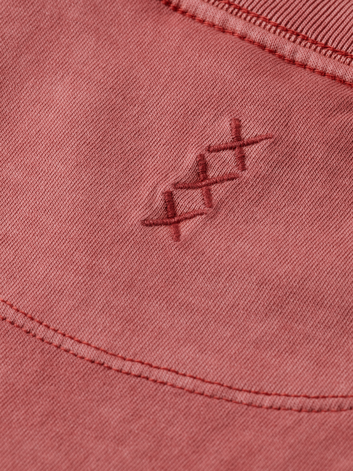 3 crosses garment dye t-shirt