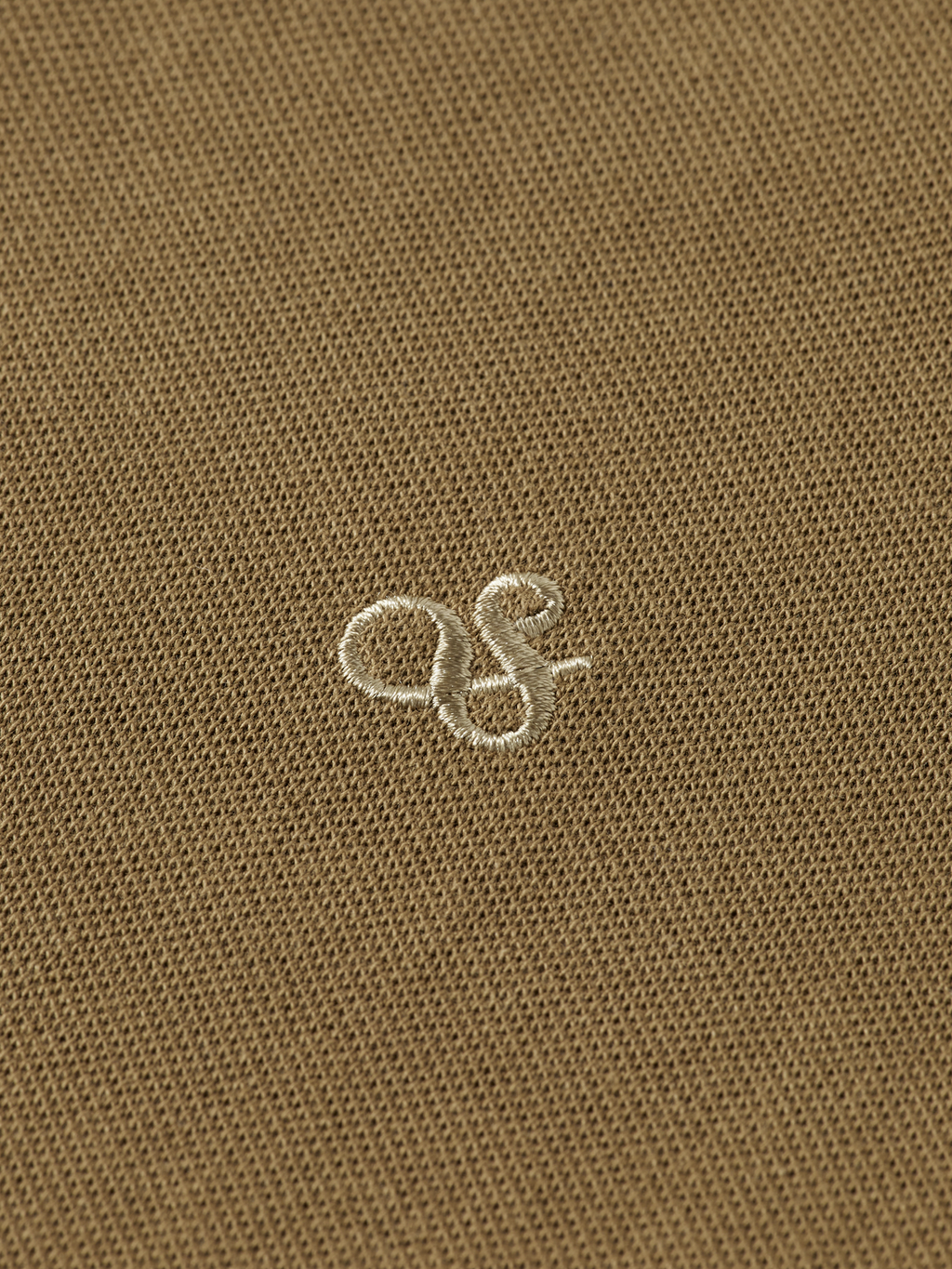 logo pique polo