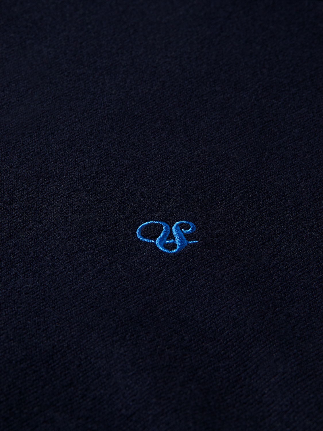 ESSENTIALS - CLASSIC CREWNECK PULLOVER