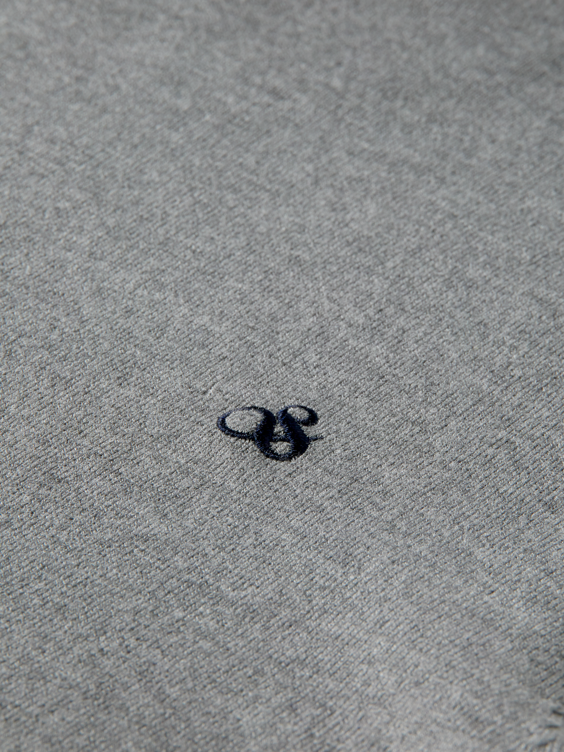 ESSENTIALS - CLASSIC CREWNECK PULLOVER