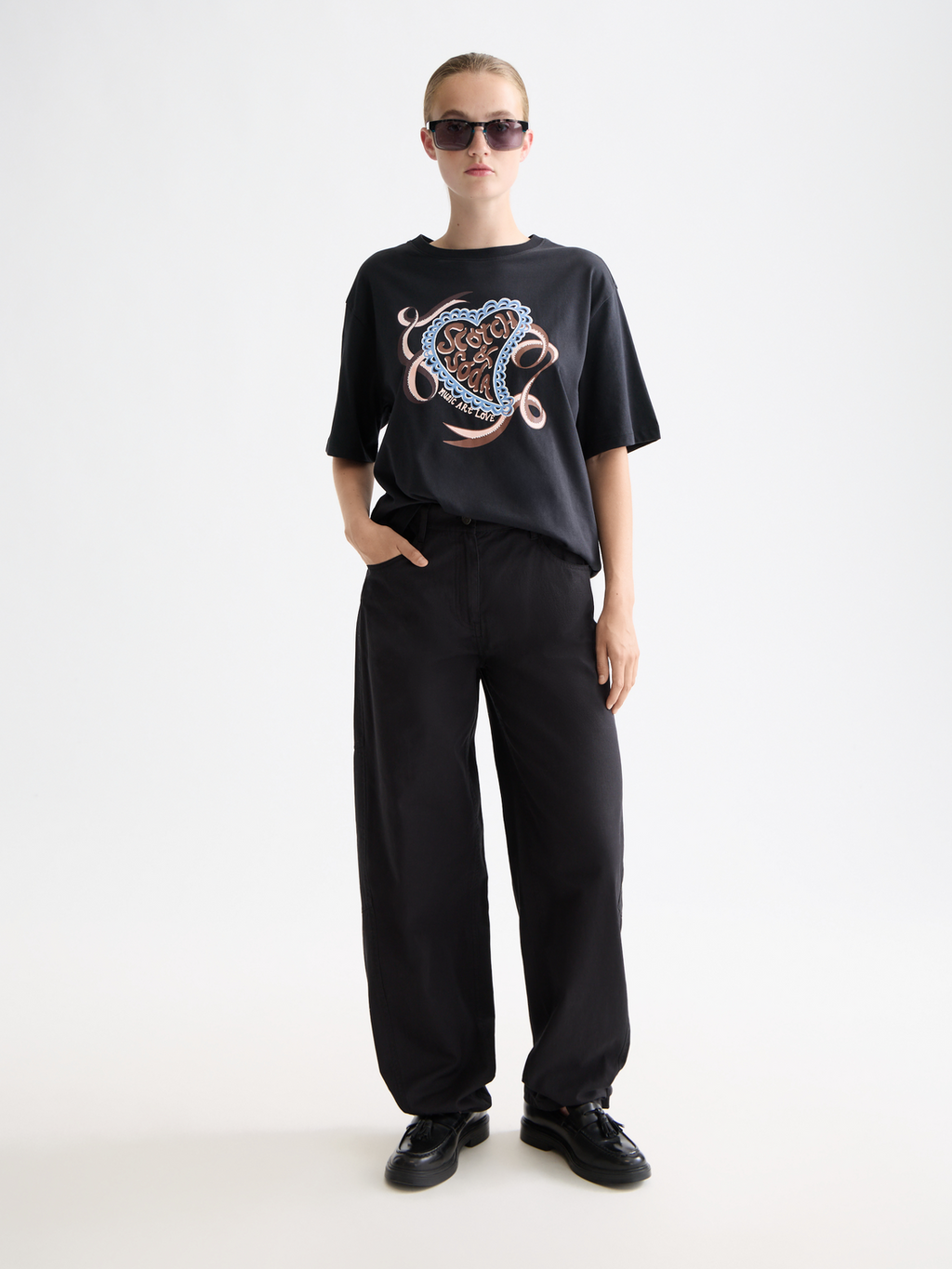 Artwork loose T-shirt