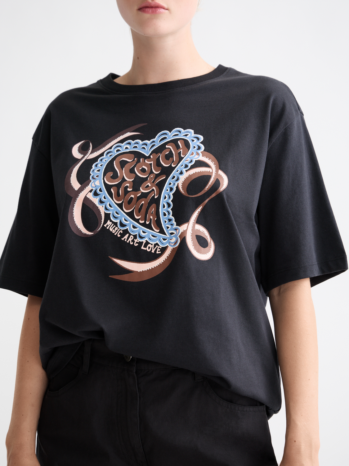 Artwork loose T-shirt