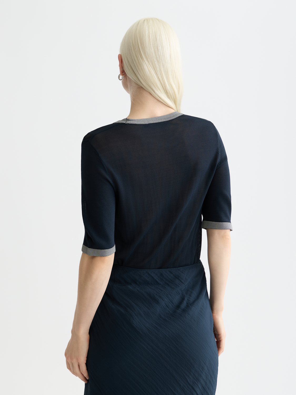 Stripe trim short sleeve pullover