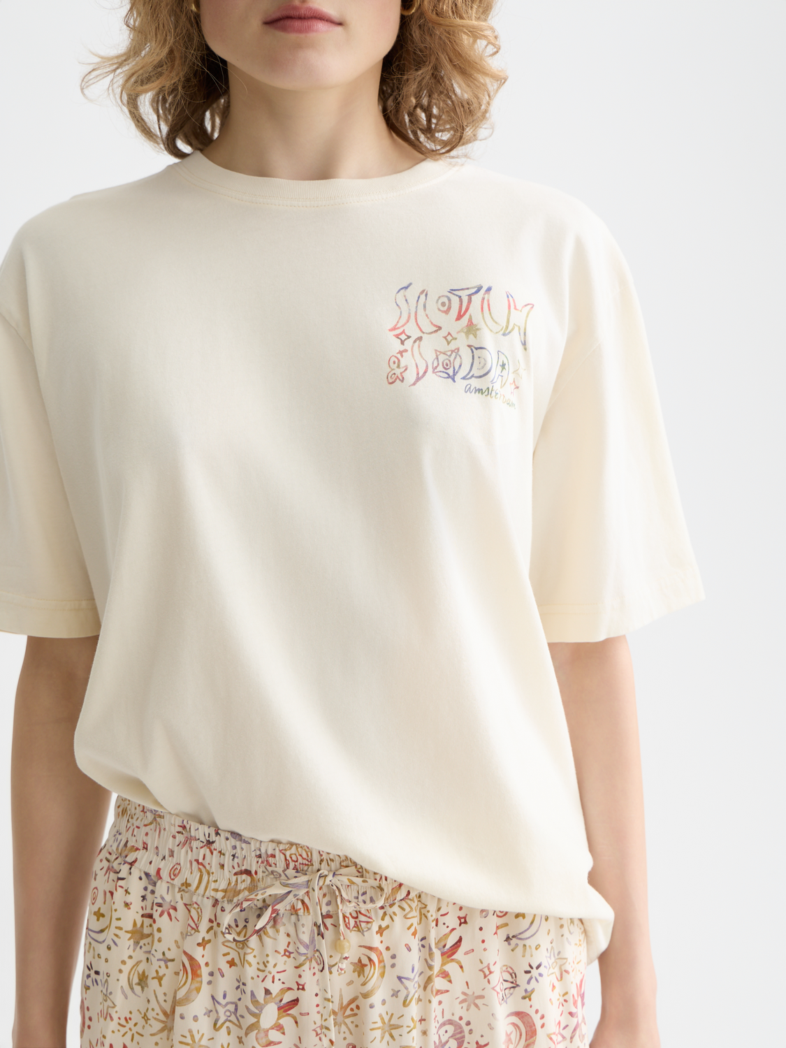 Washed artwork loose T-shirt