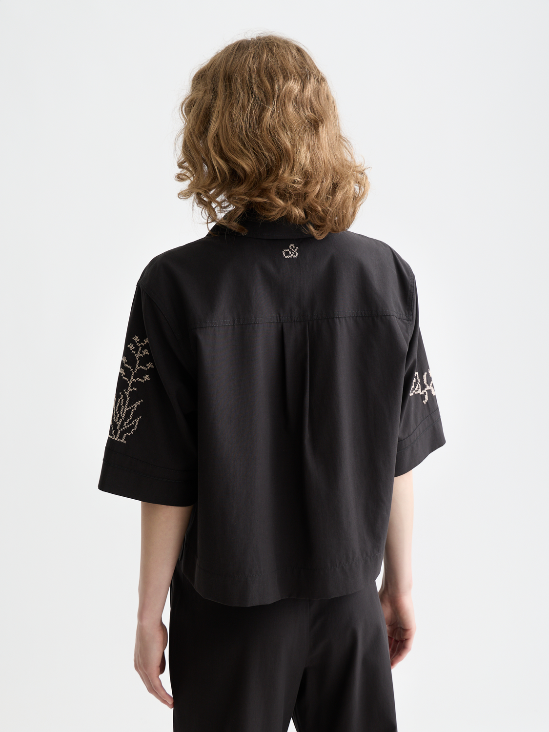 Boxy-fit short sleeved shirt