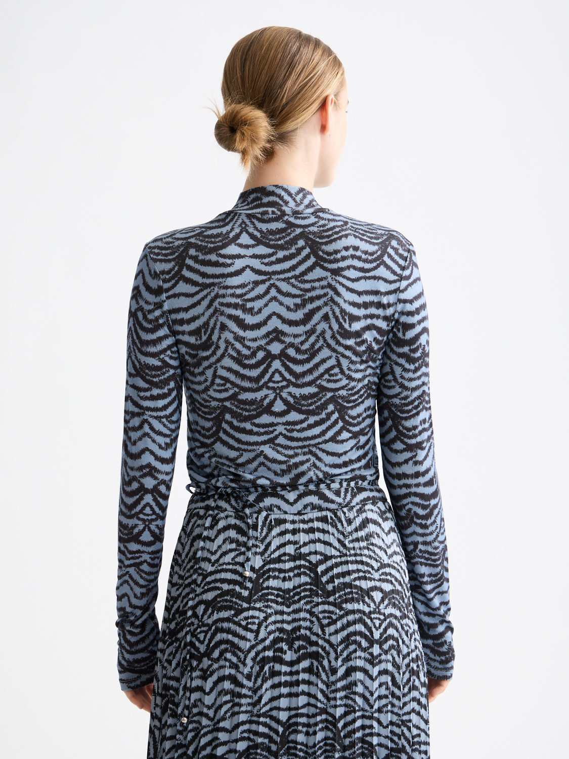 Printed mock neck long sleeve top