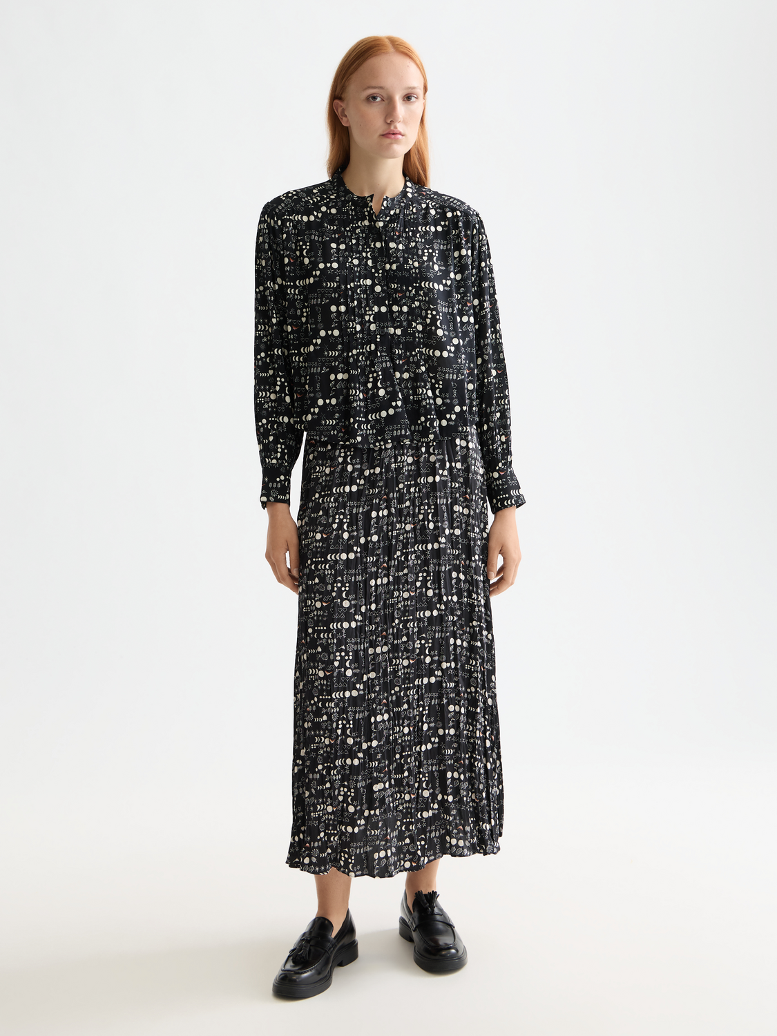 Printed pintuck shirt