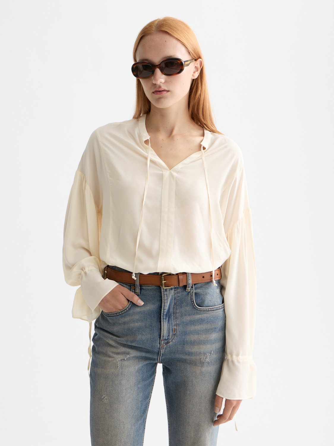 Easy top with draw string cuffs