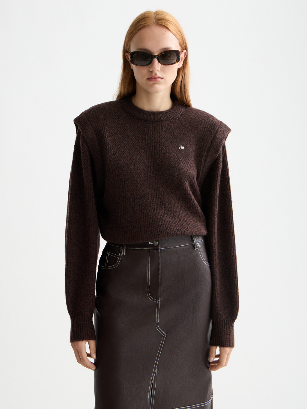 Shoulder detail crew neck pullover