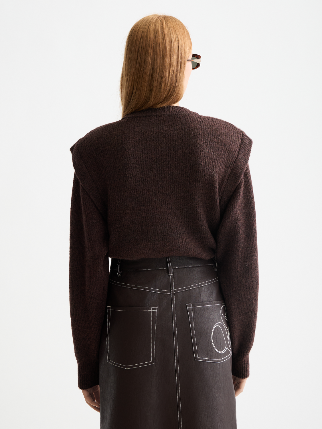 Shoulder detail crew neck pullover