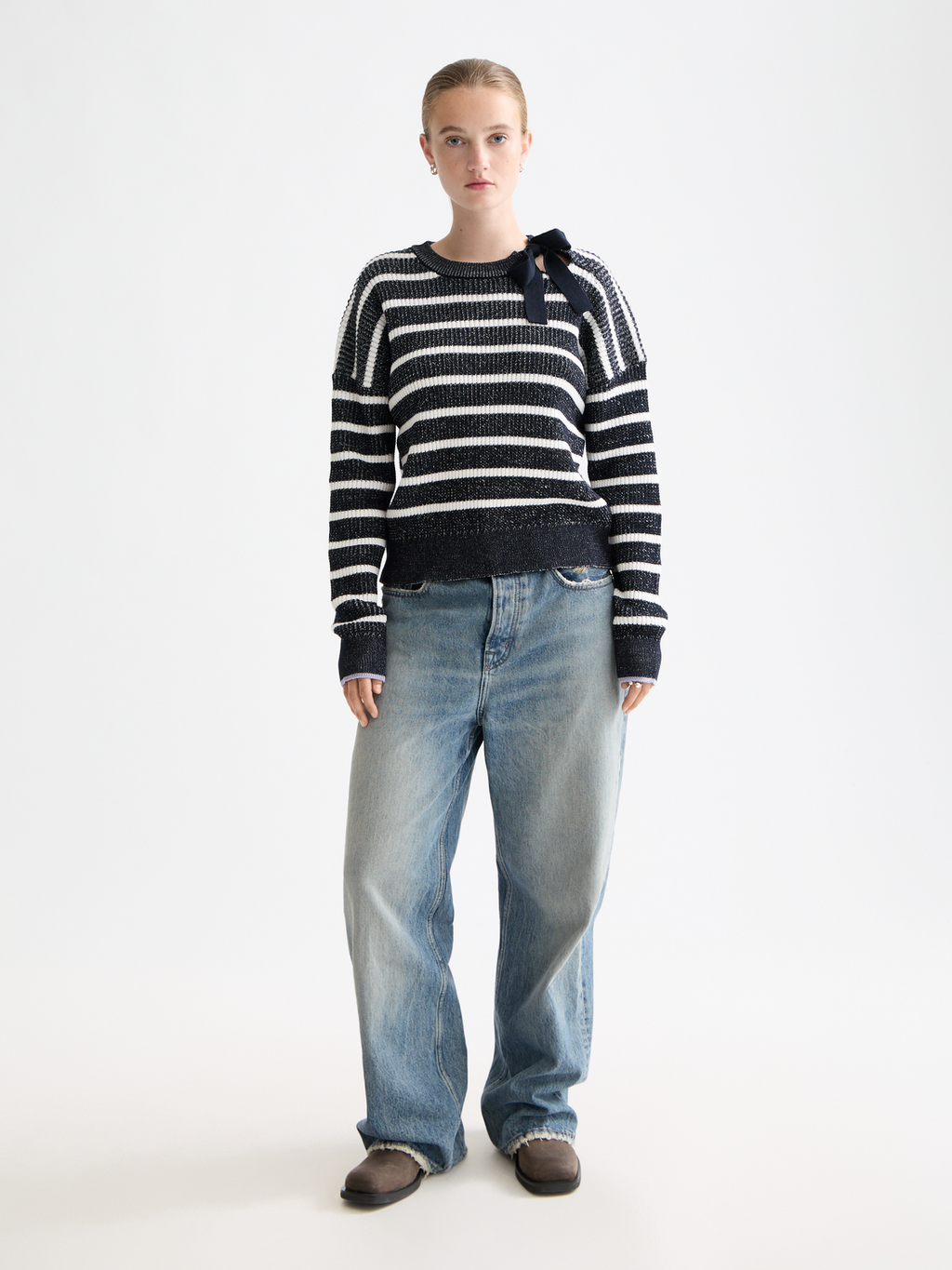 Stripe tie neck pullover