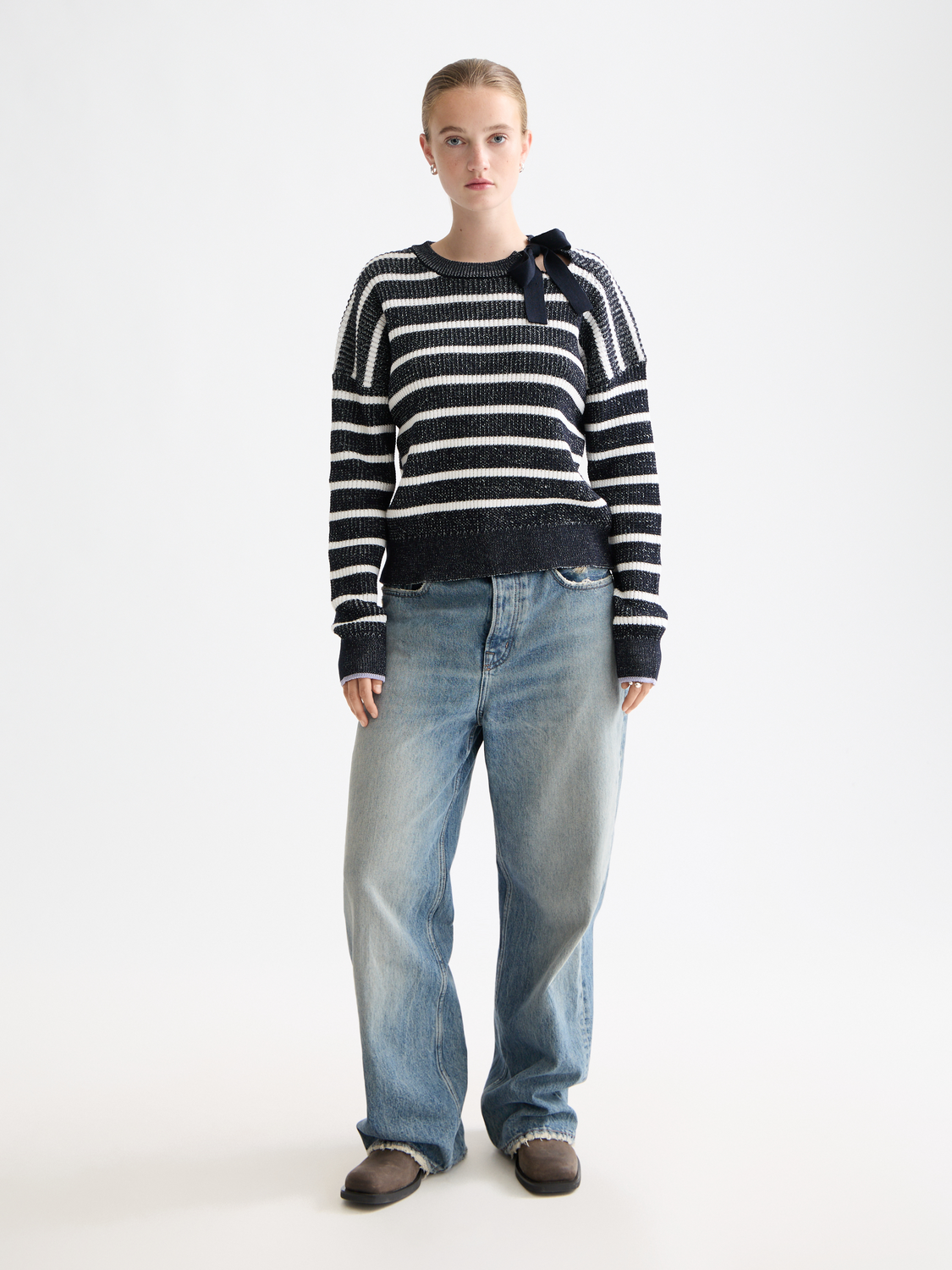Stripe tie neck pullover