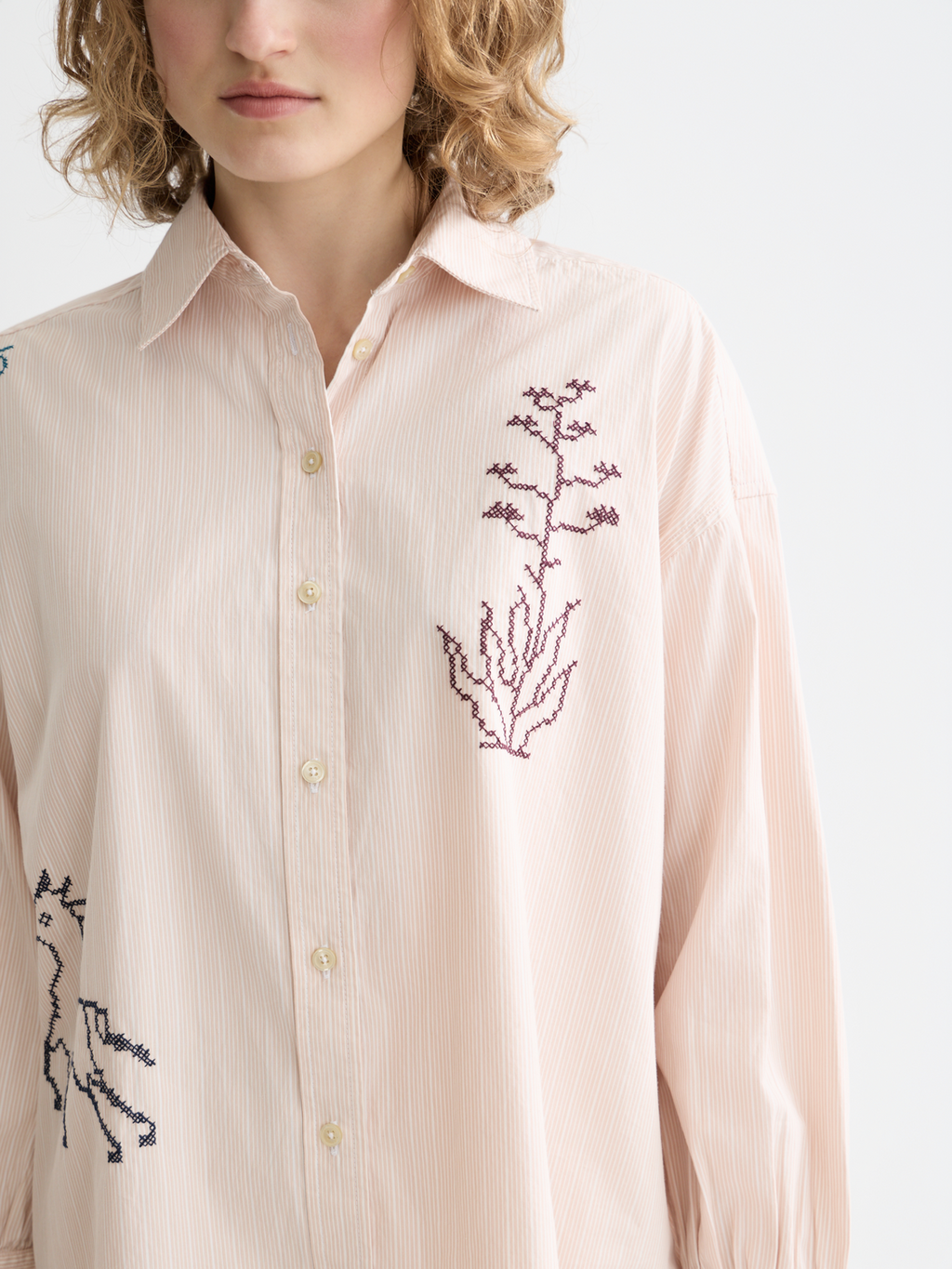 Embroidery girlfriend shirt