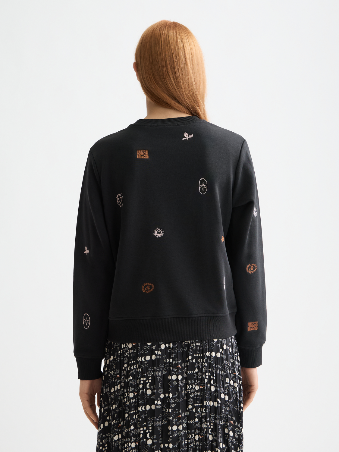 Mini embroidery regular sweatshirt