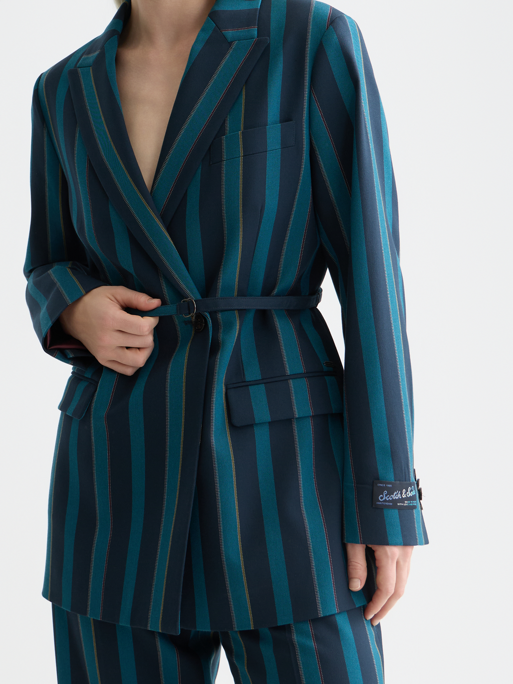 Blanket stripe blazer