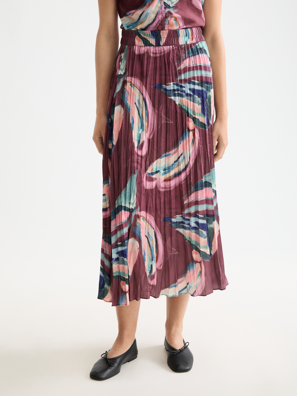 pleat midi skirt
