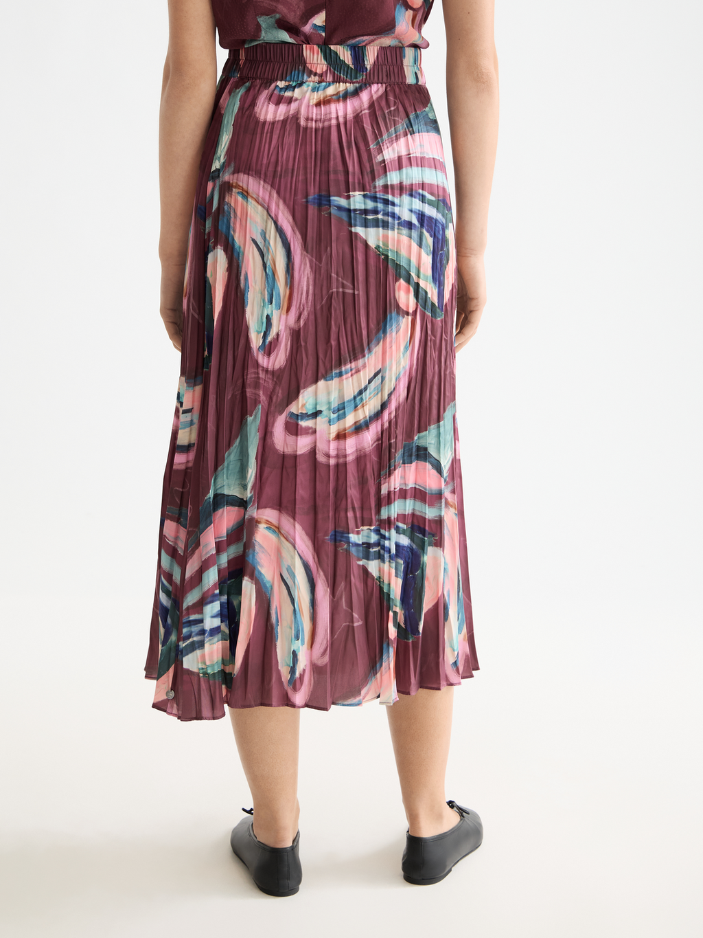 pleat midi skirt