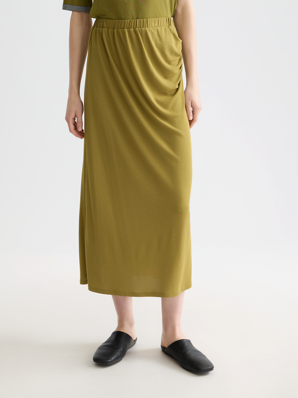 Drapey modal skirt