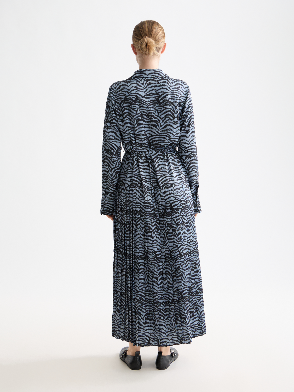 Belted shirt midi dress