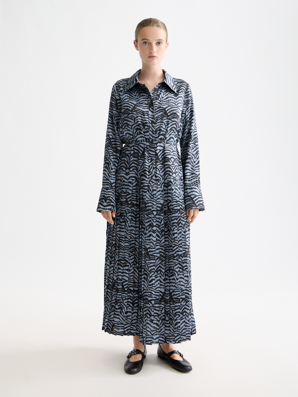 Belted shirt midi dress