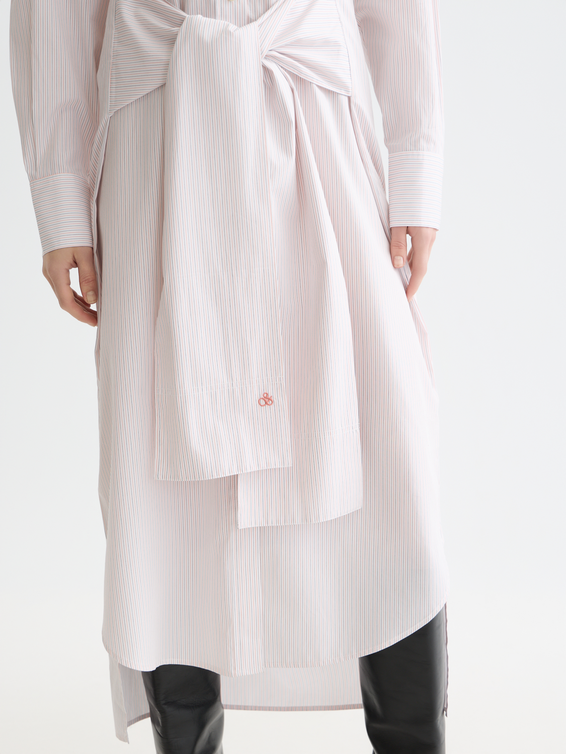 Relaxed-fit tie shirt dress