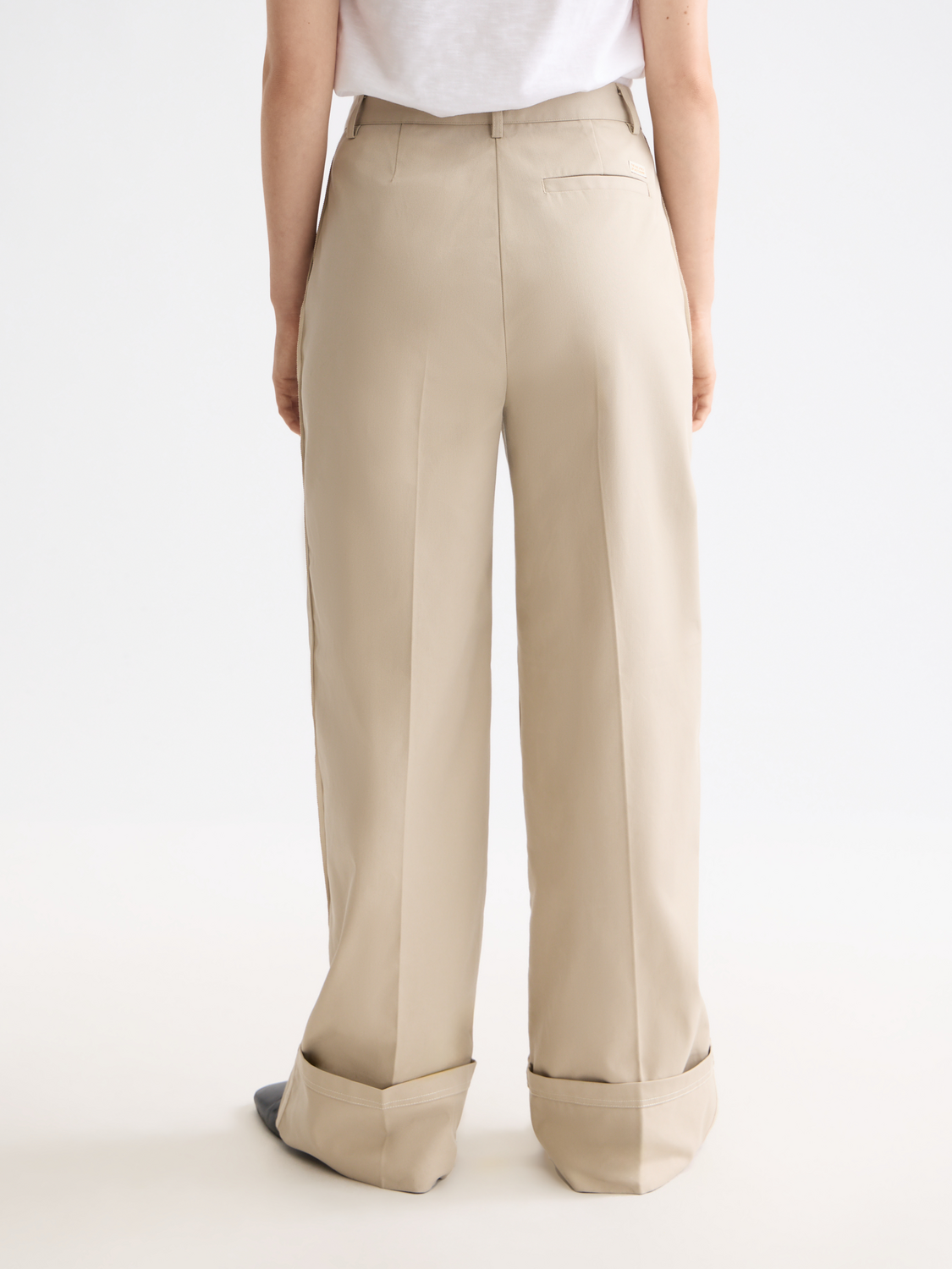 Luca high rise wide leg cuff chino pant