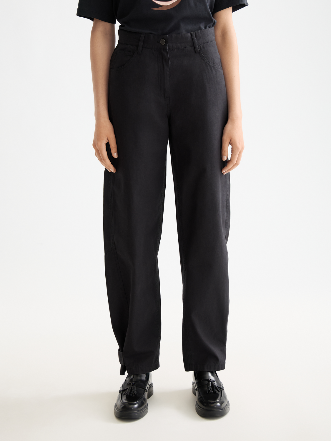 Lotus barrel leg seam detail pant