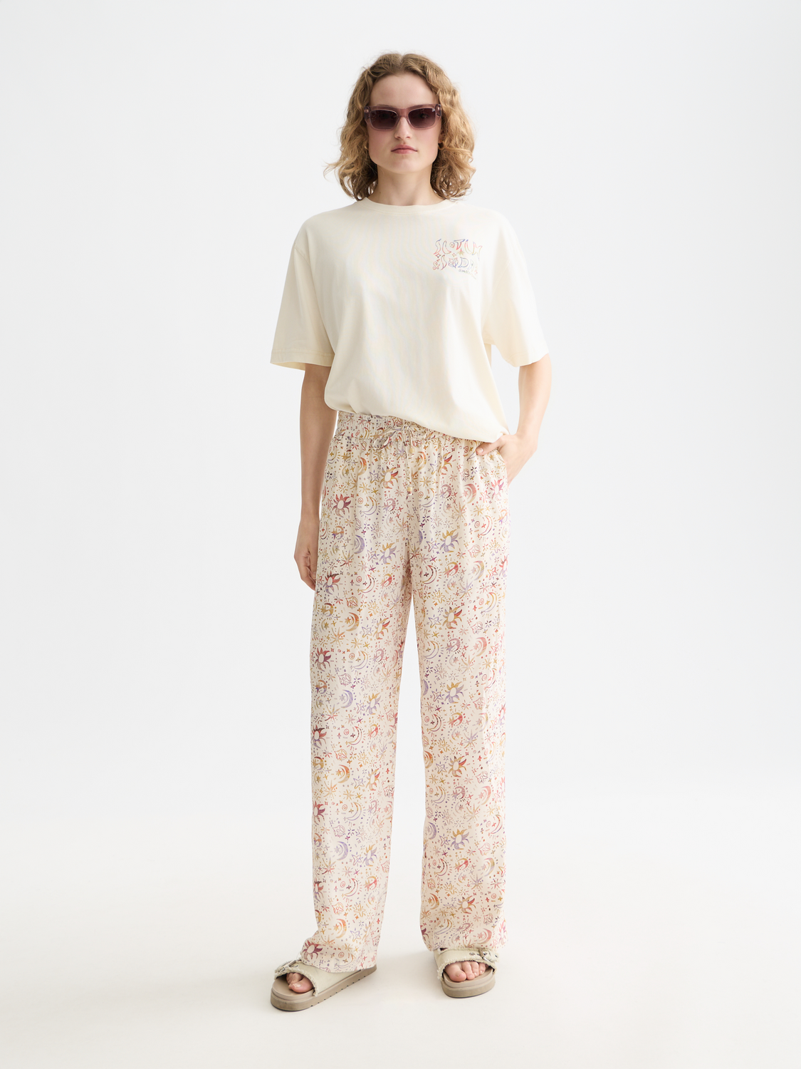 Gia mid rise wide leg printed pants