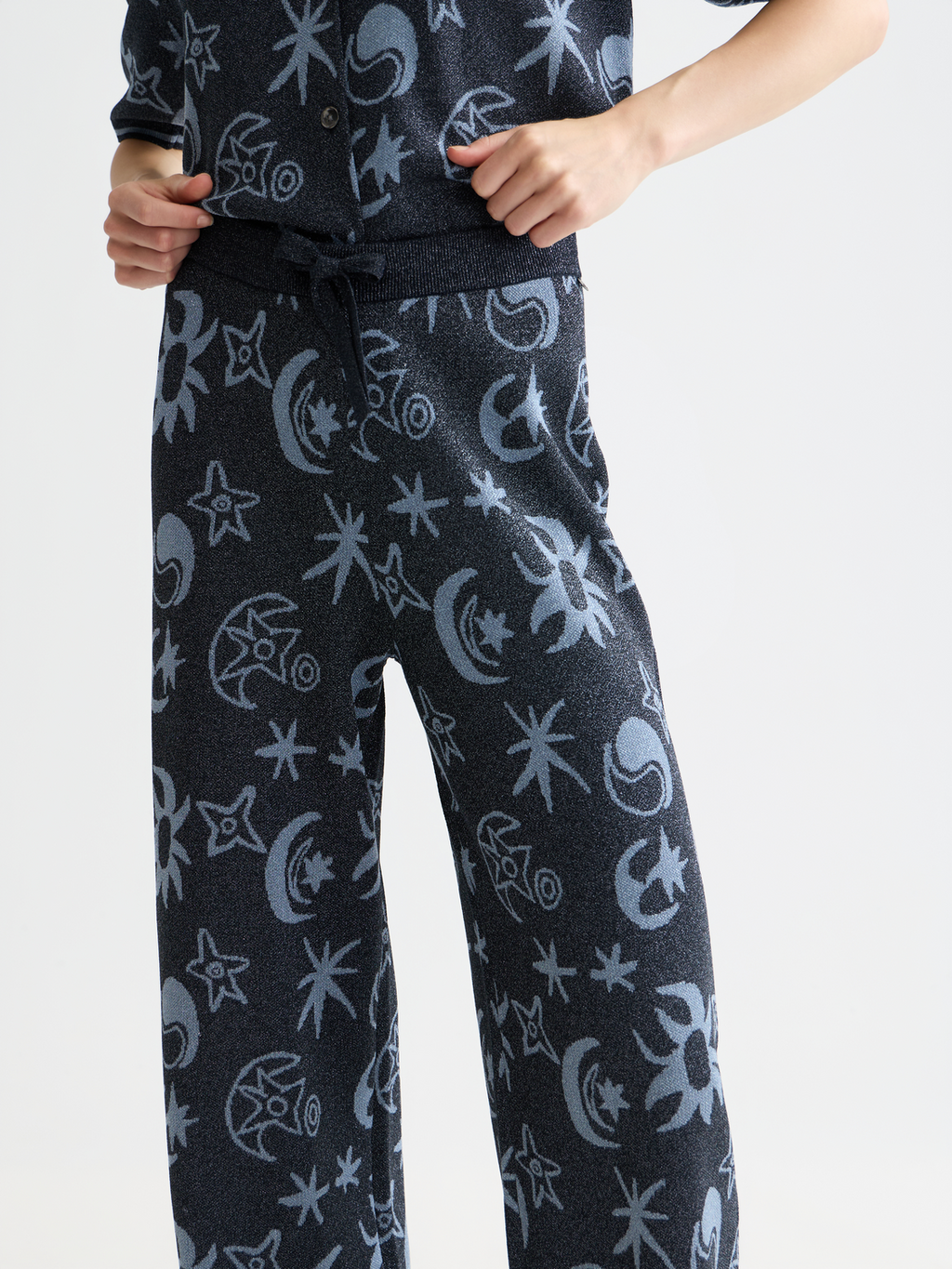 Jacquard knitted trousers