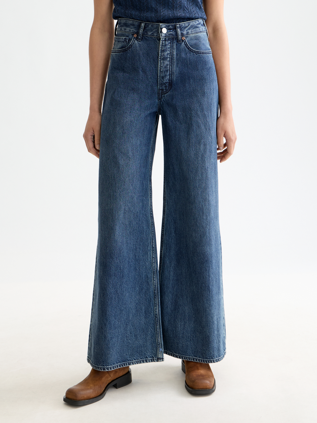 The Wave wide leg denim