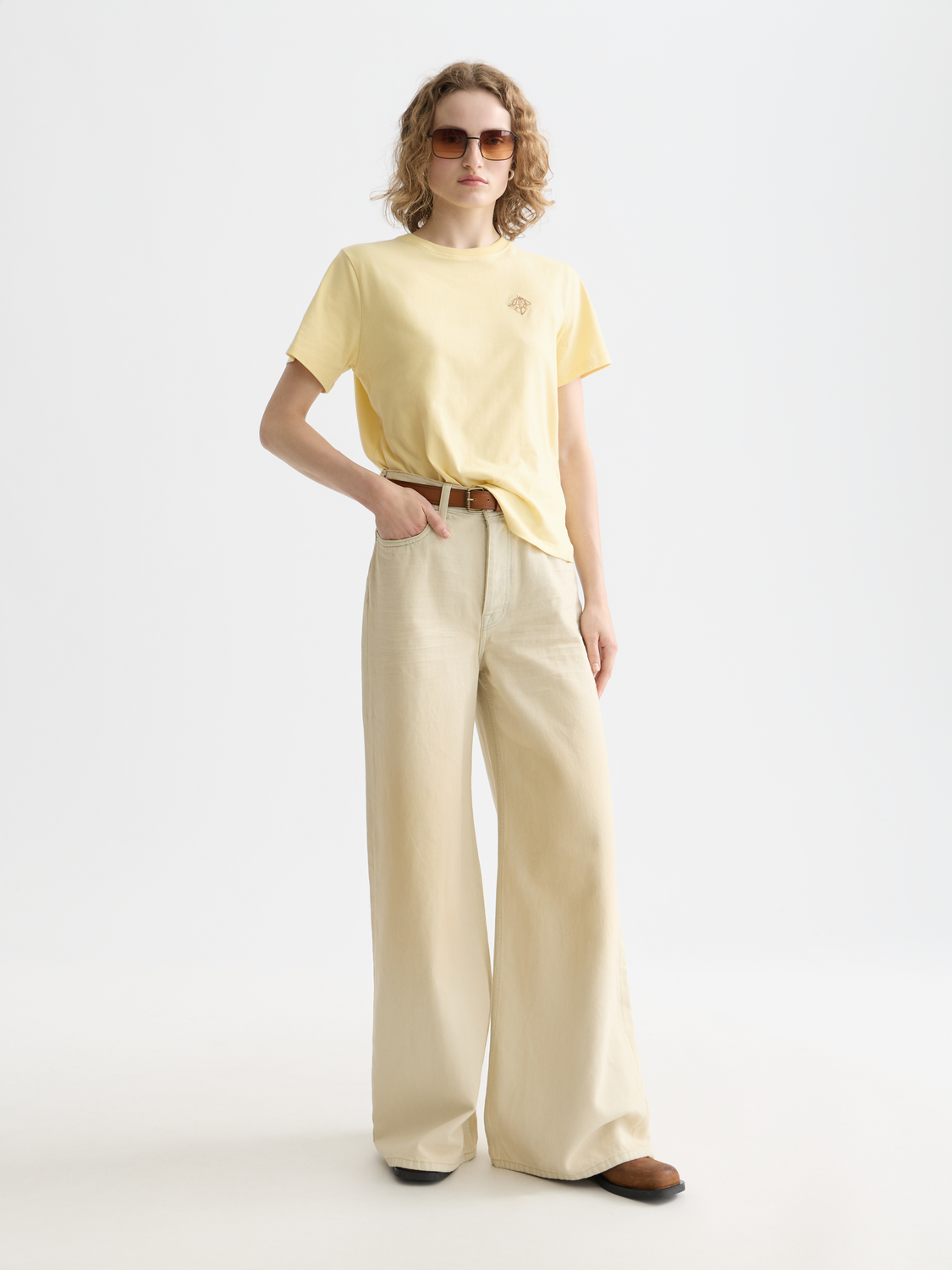 The wave high rise wide denim