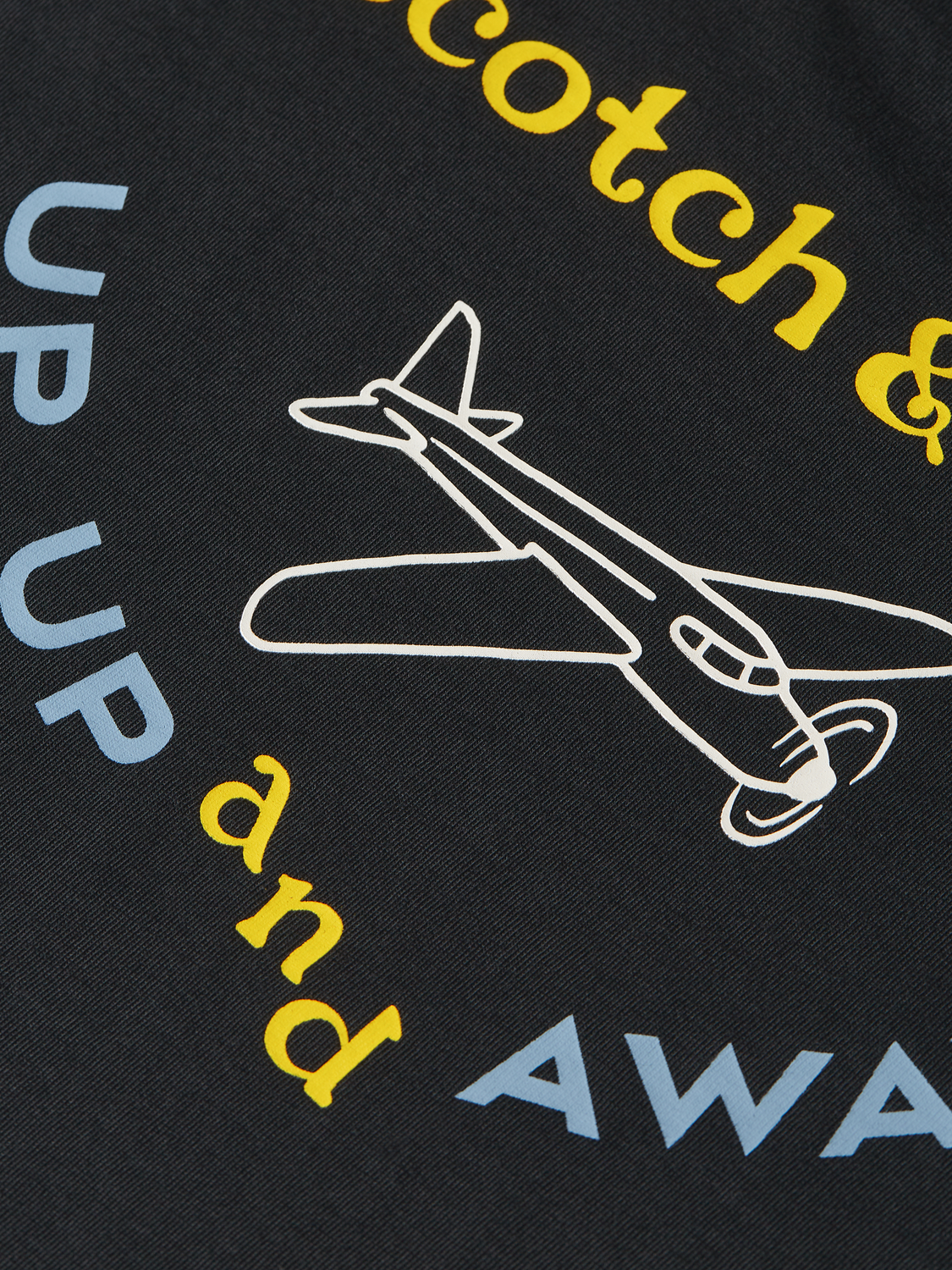 GRAPHIC TEE
