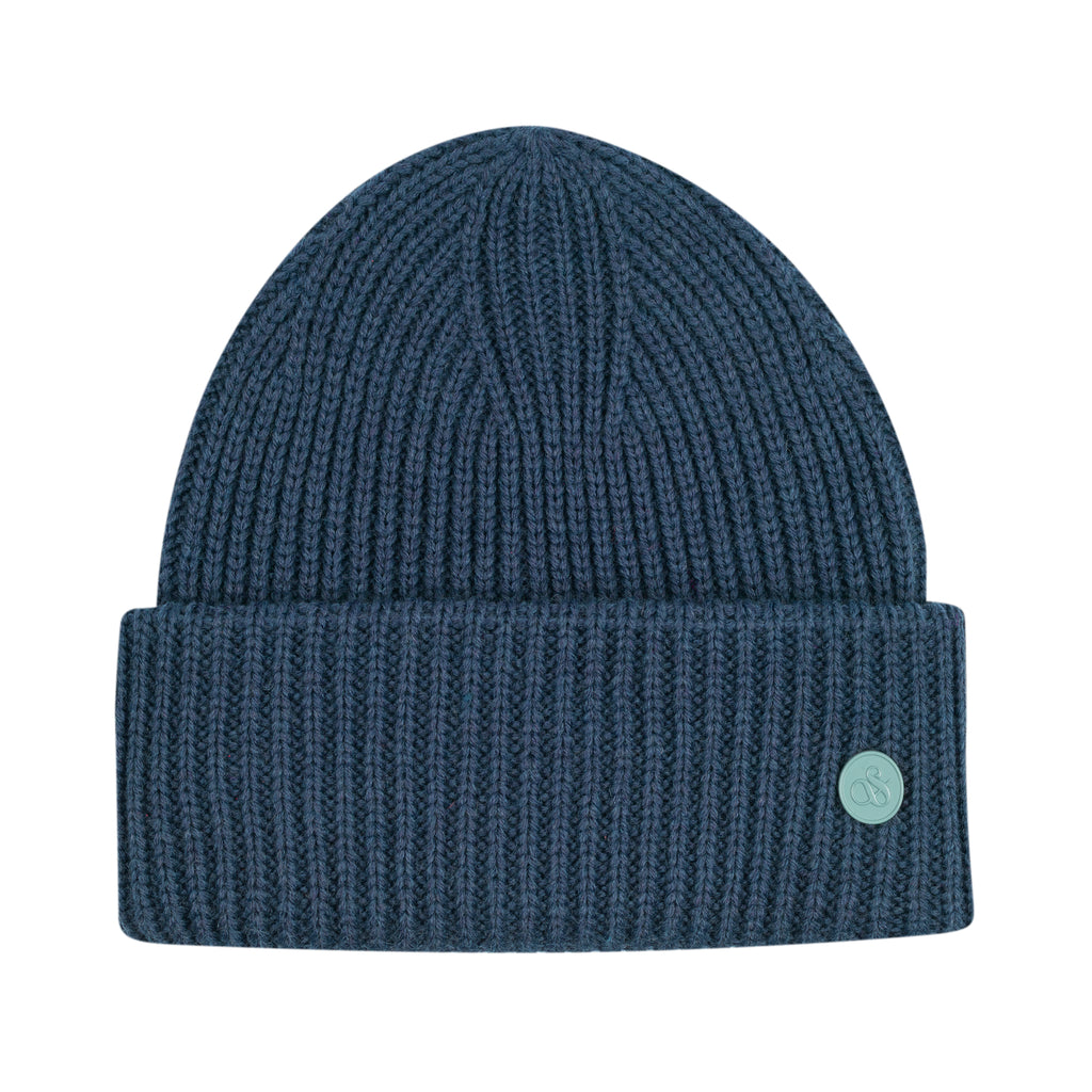 RIVET CUFF BEANIE