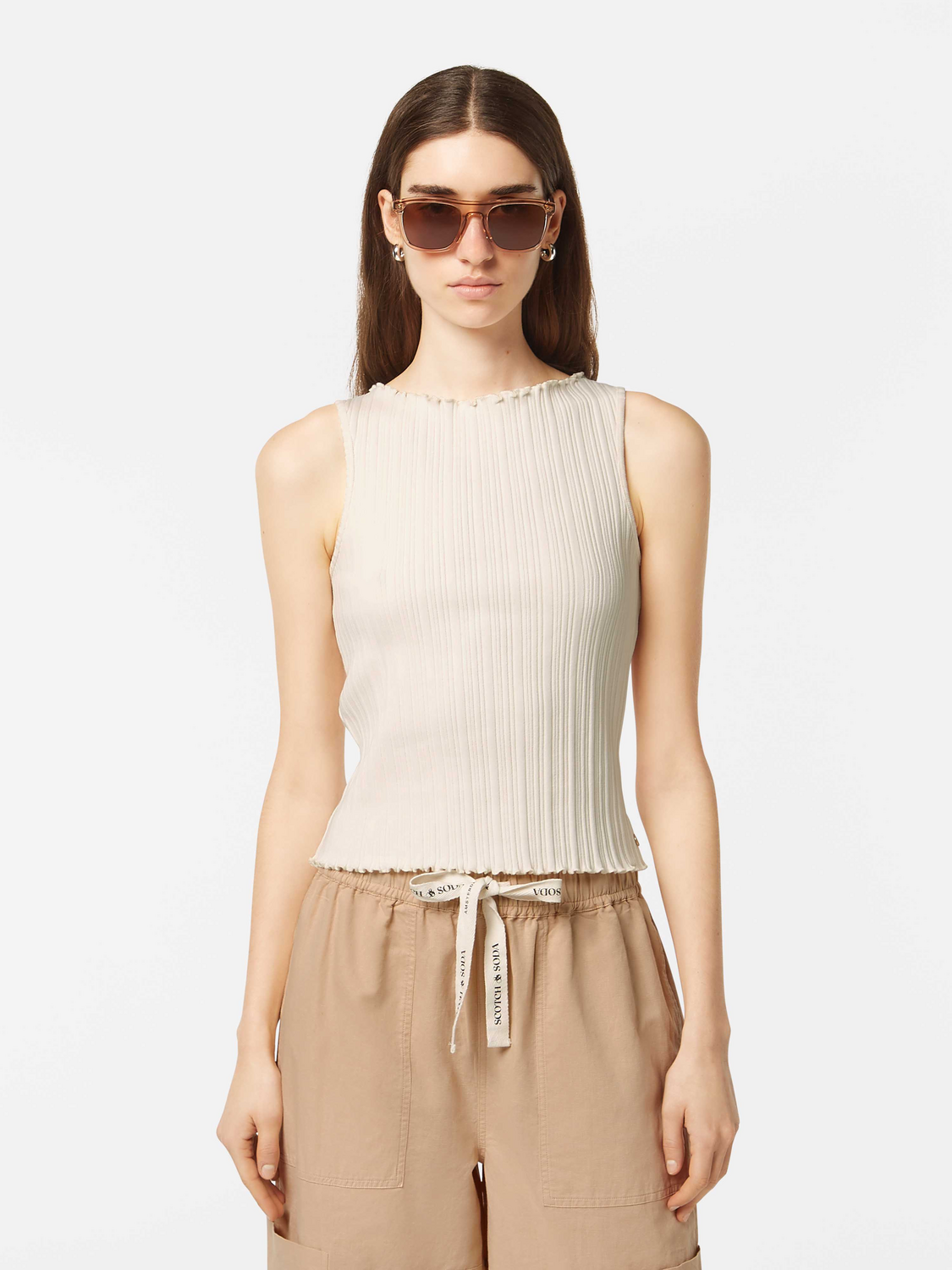 Structured Rib Tank