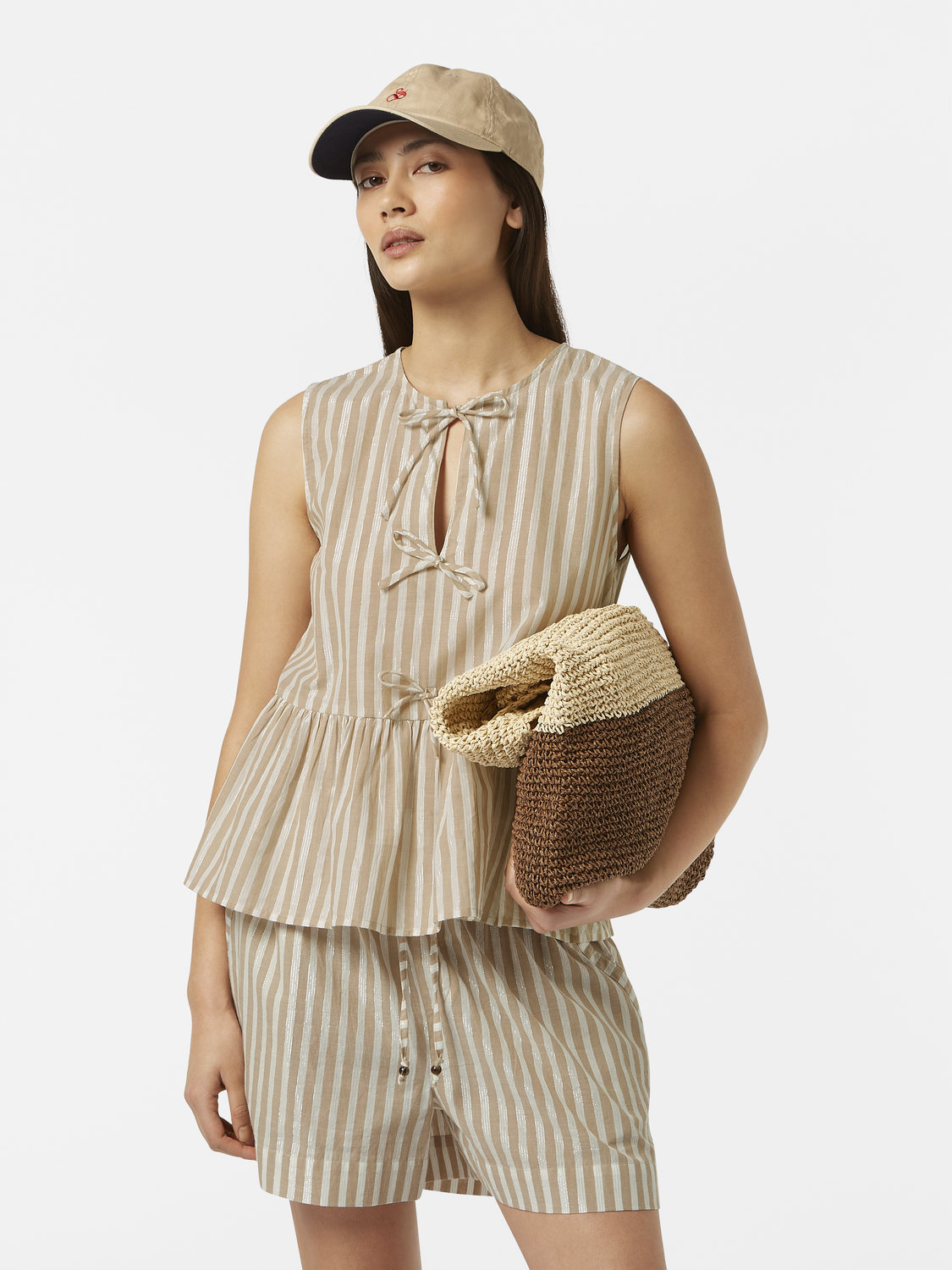 Bow Details Top