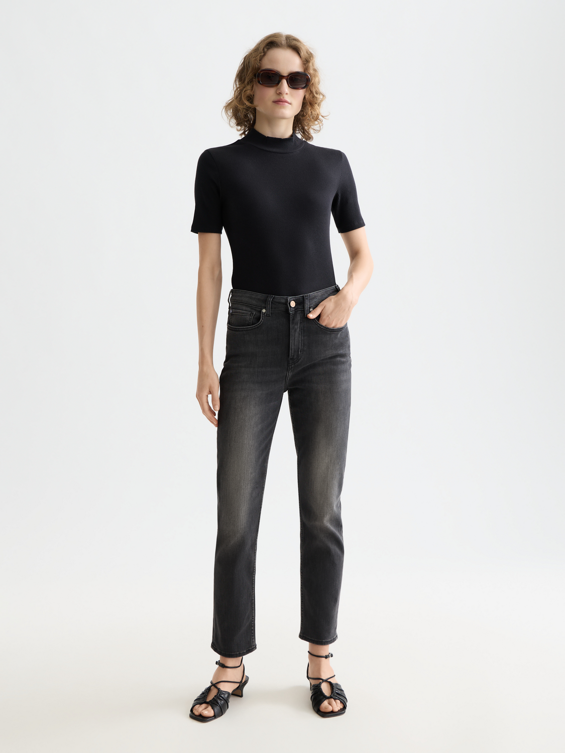 Essentials Mock neck rib t-shirt - BLACK