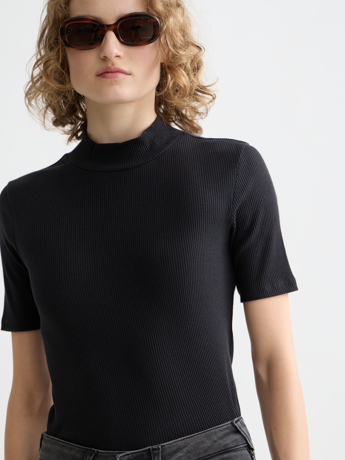 Essentials Mock neck rib t-shirt - BLACK