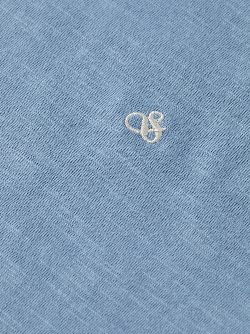 Slub V-neck T-shirt