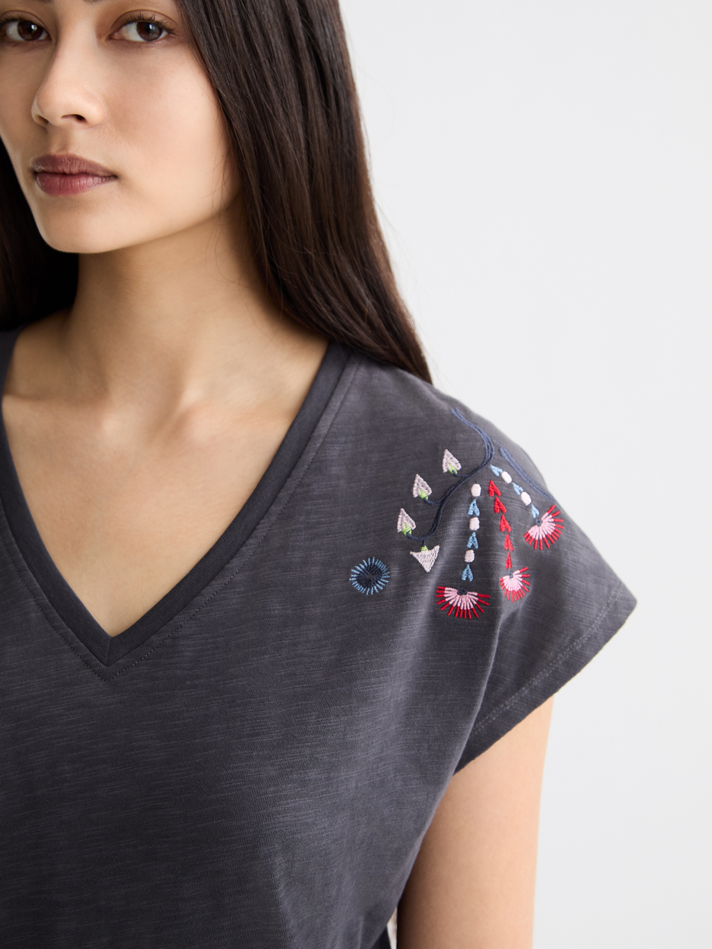 Embroidered V-neck T-shirt