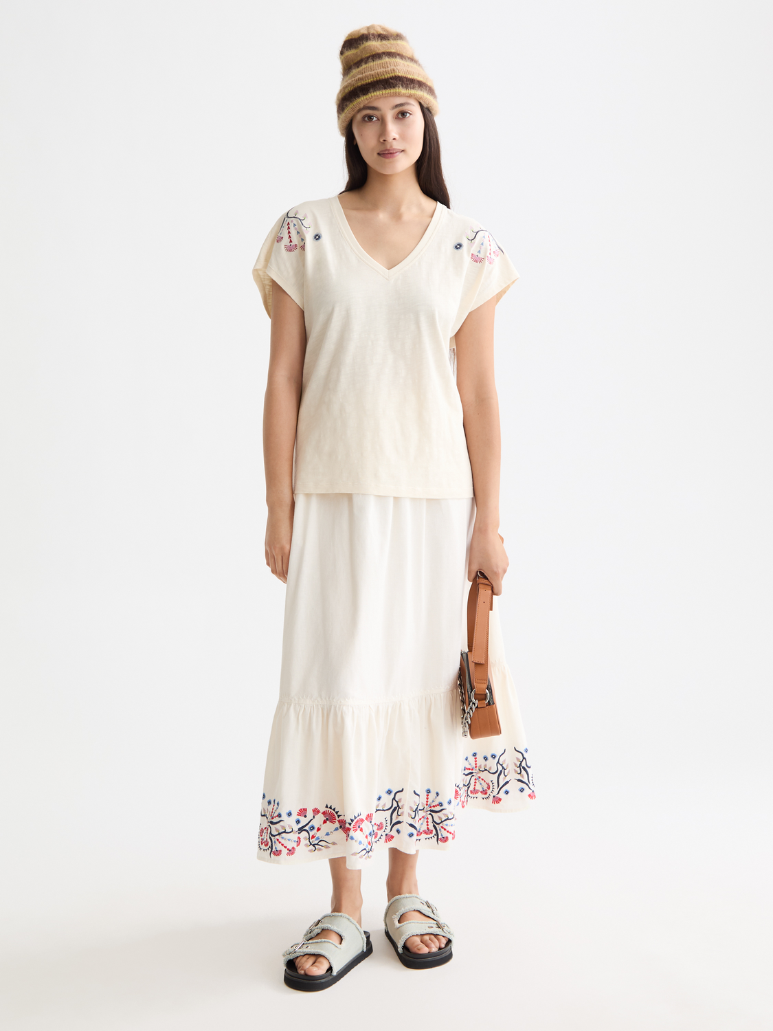 Embroidered V-neck T-shirt